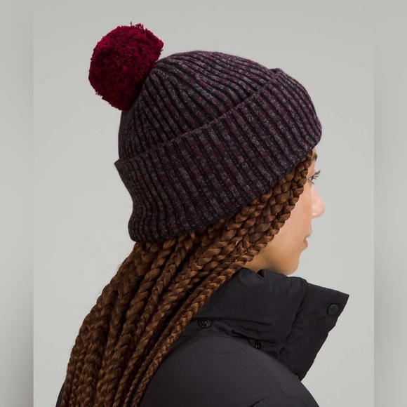 lululemon NWT Textured Fleece-Lined Knit Beanie Cassie/Black/Dark Heather Grey - Picture 2 of 5